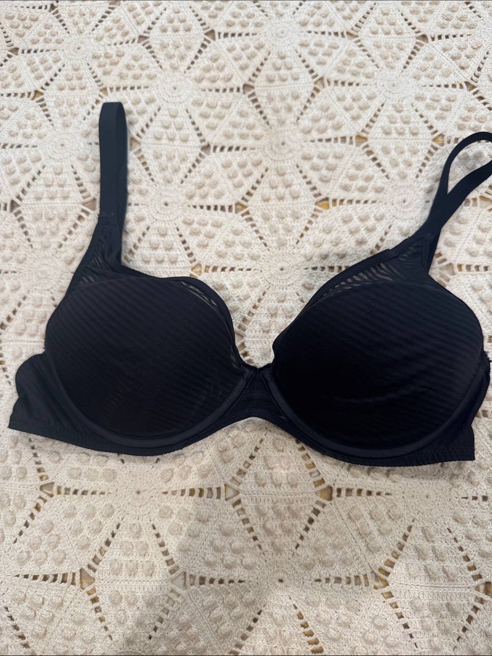 Everyday Smooth Black Underwire Bra — Supportive Comfort
